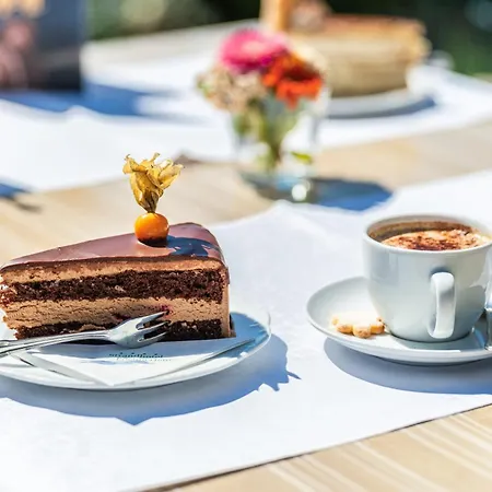 Strandhotel Loechnerhaus Île de Reichenau