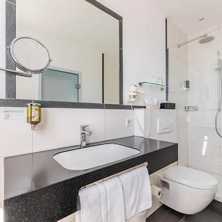 Hotel Strandhotel Loechnerhaus