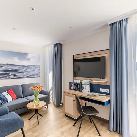 Strandhotel Loechnerhaus