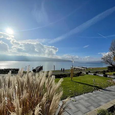 Strandhotel Loechnerhaus Reichenau