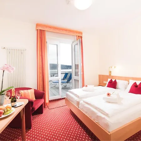 Strandhotel Loechnerhaus Hotel