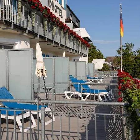Strandhotel Loechnerhaus 4* Reichenau
