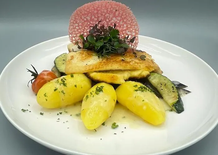 Strandhotel Loechnerhaus 4*